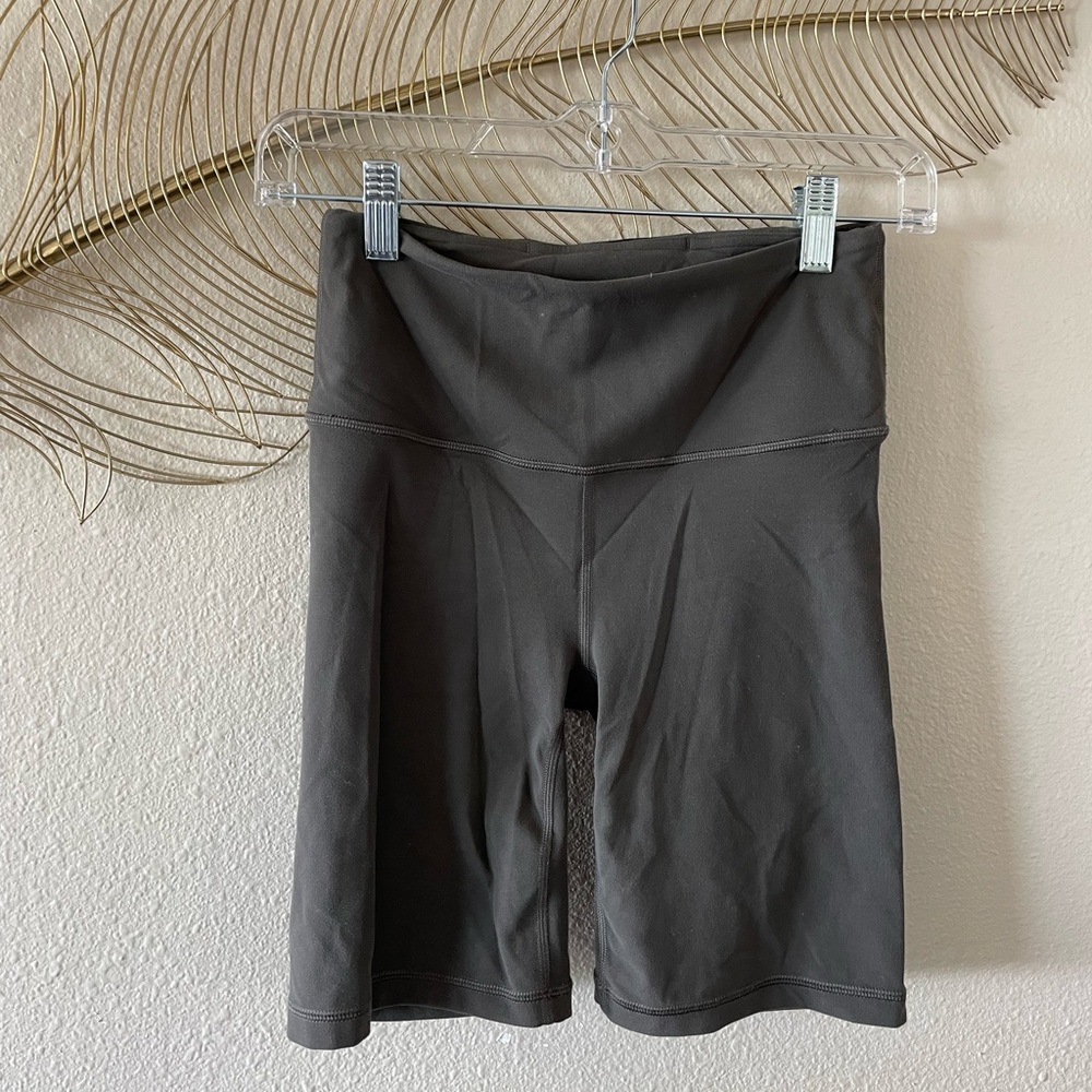 Athleta Ultra High Rise Elation 7” Short